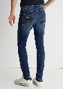 vaqueros-skinny-fit-tiro-medio-doble-lavado-a-la-piedra (2).webp
