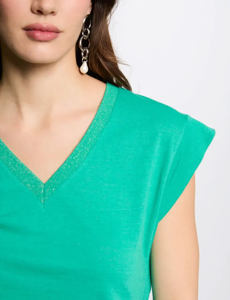 t-shirt-manches-courtes-a-col-en-v-vert-emeraude-femme-vue4-32536300896411026.webp
