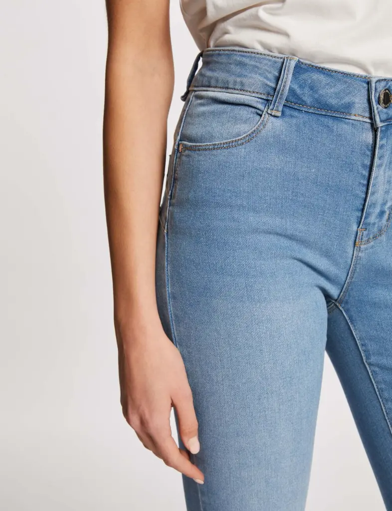 jeans-slim-taille-standard-denim-bleach-femme-vue4-32536300966100306.webp