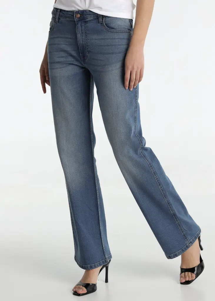 jeans-straight-fit-tiro-medio-carmen-rifle-azul.webp