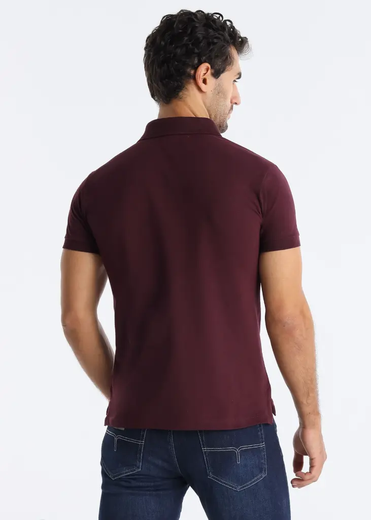 -polo-basico-manga-corta-logo-toro-en-el-pecho-granate (1).webp