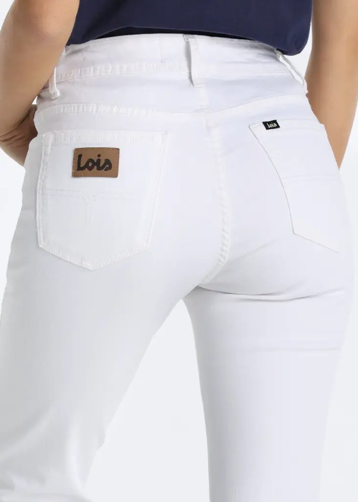 jeans-straight-de-algodon-elastico-en-blanco-denim-puro (4).webp