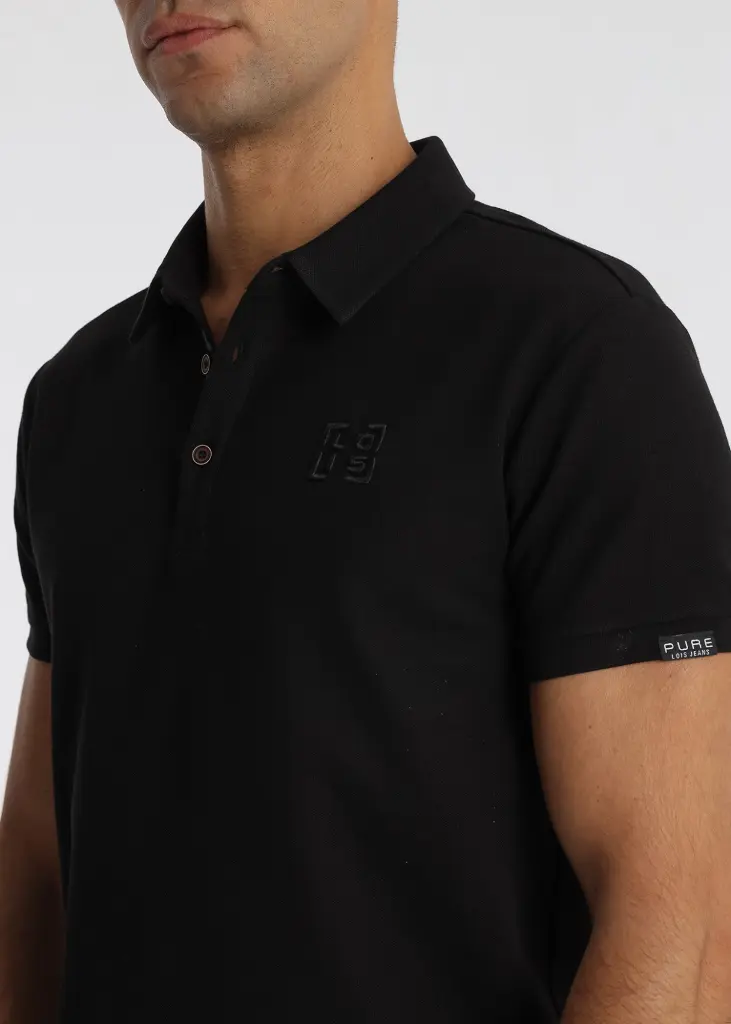 polo-de-algodon-mercerizado-con-bordado-en-pecho-negro (2).webp