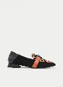 Bailarina_negra_con_leopardo_tira_coral_y_tac_n_bajo.webp
