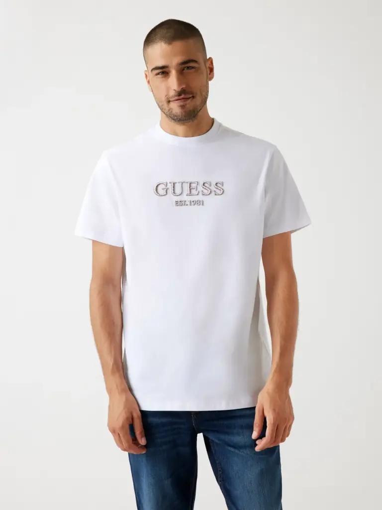 Camiseta con logotipo bordado (S)