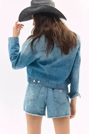 Pantalon corto  de mezclilla con pedreria 
